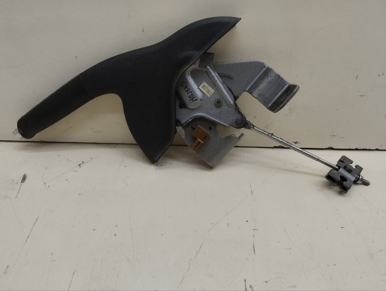 Рычаг стояночного тормоза Mazda Mazda 6 (GG) 2002-2007