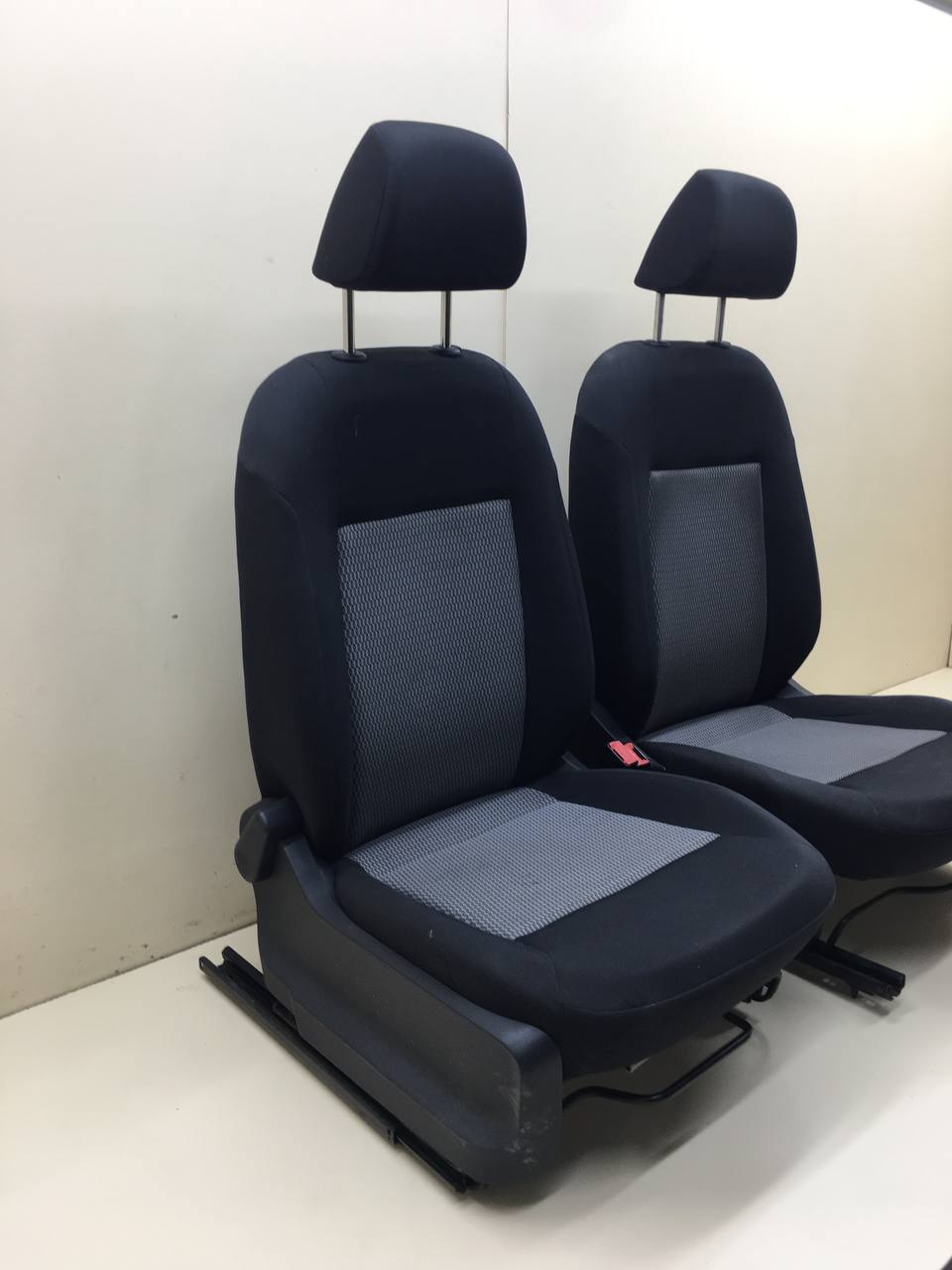 Сиденье (комплект) Volkswagen Polo (MK5) 2011-2020 Сиденье (комплект) Volkswagen Polo (MK5) 2011-2020