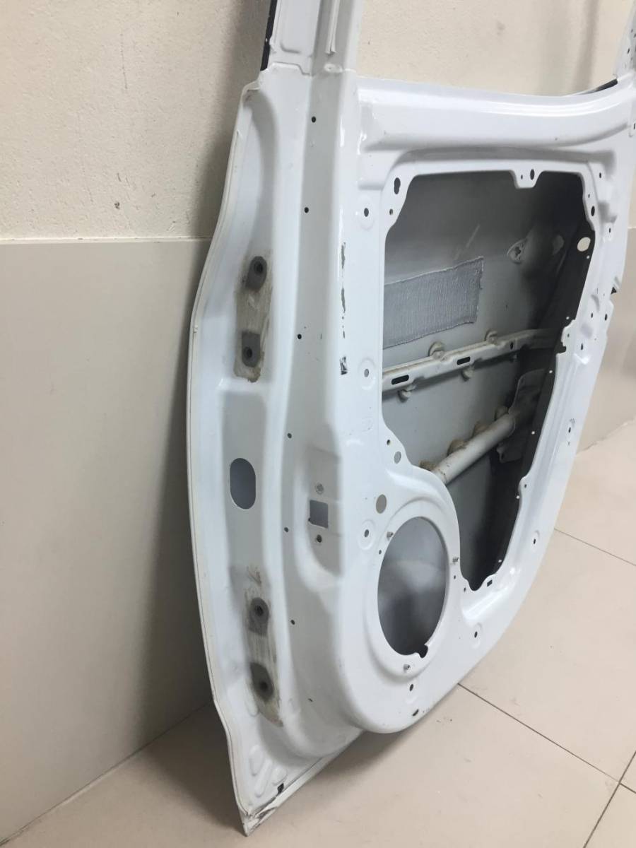 Дверь задняя правая Kia Venga (YN) 2010-2017
