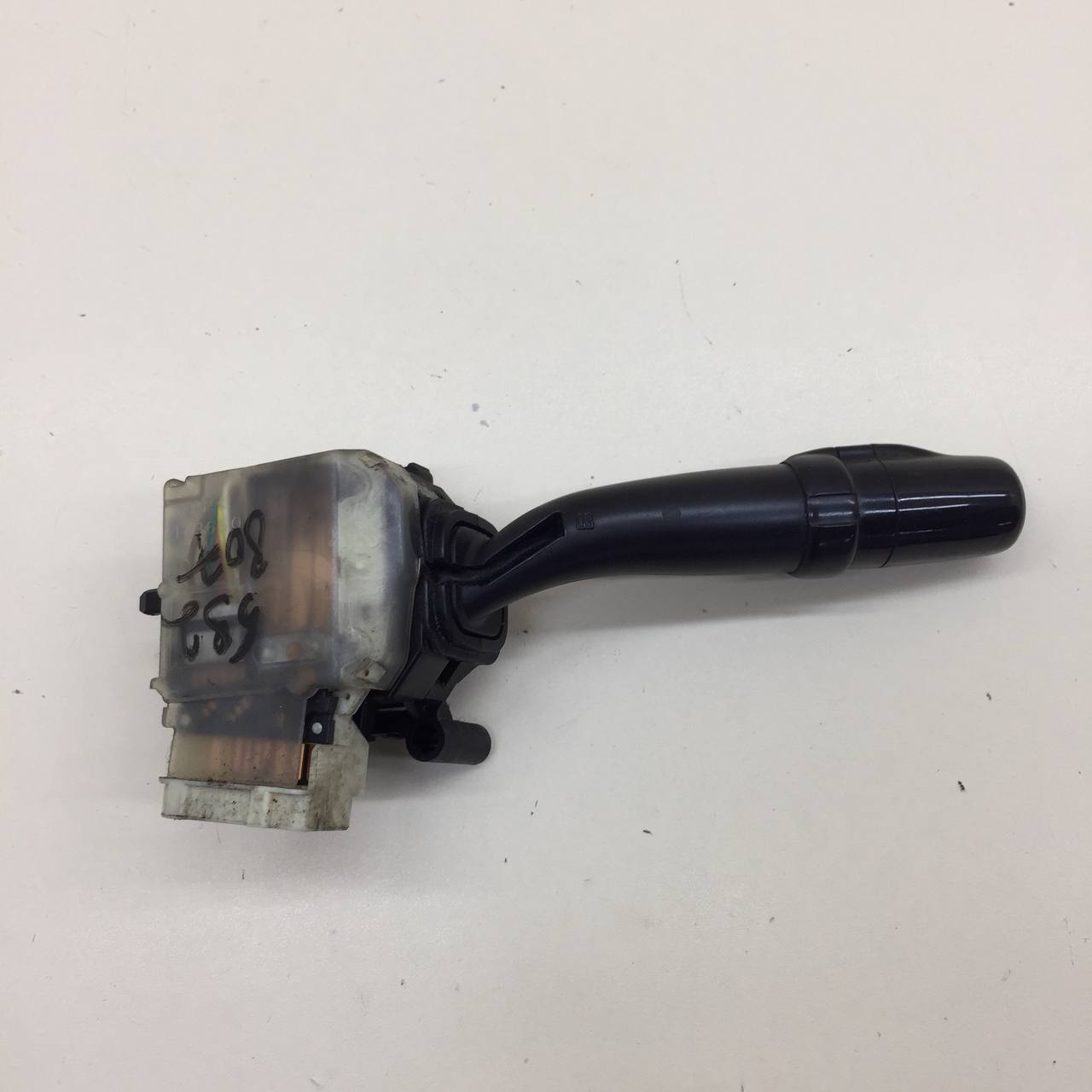 Переключатель поворотов подрулевой Toyota Camry (XV30) 2001-2006