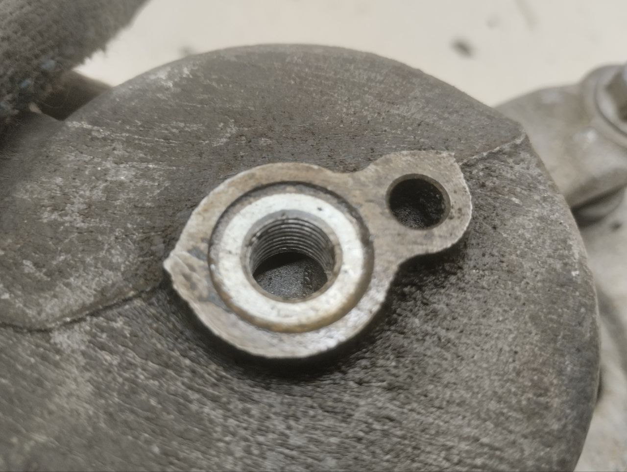 Суппорт передний левый Hyundai Tucson (TL) 2015-2021