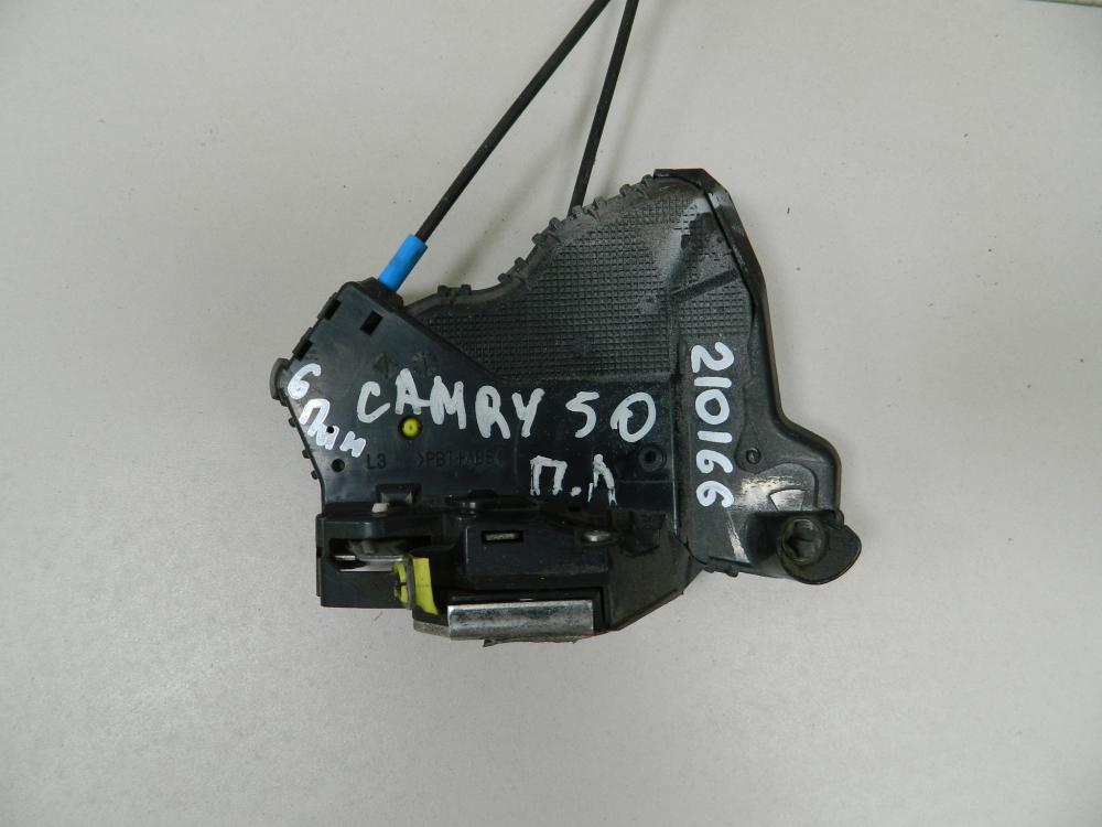 Замок двери передней левой Toyota Camry (V50) 2011-2017