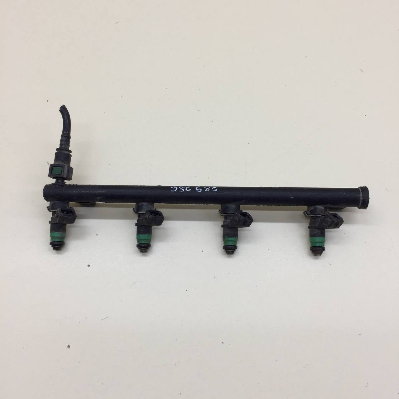 Рейка топливная (рампа) Nissan Almera 3 (G11, G15) 2012>