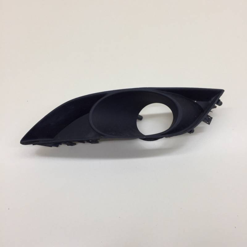 Рамка противотуманной фары левой Toyota Auris (E150) 2006-2012