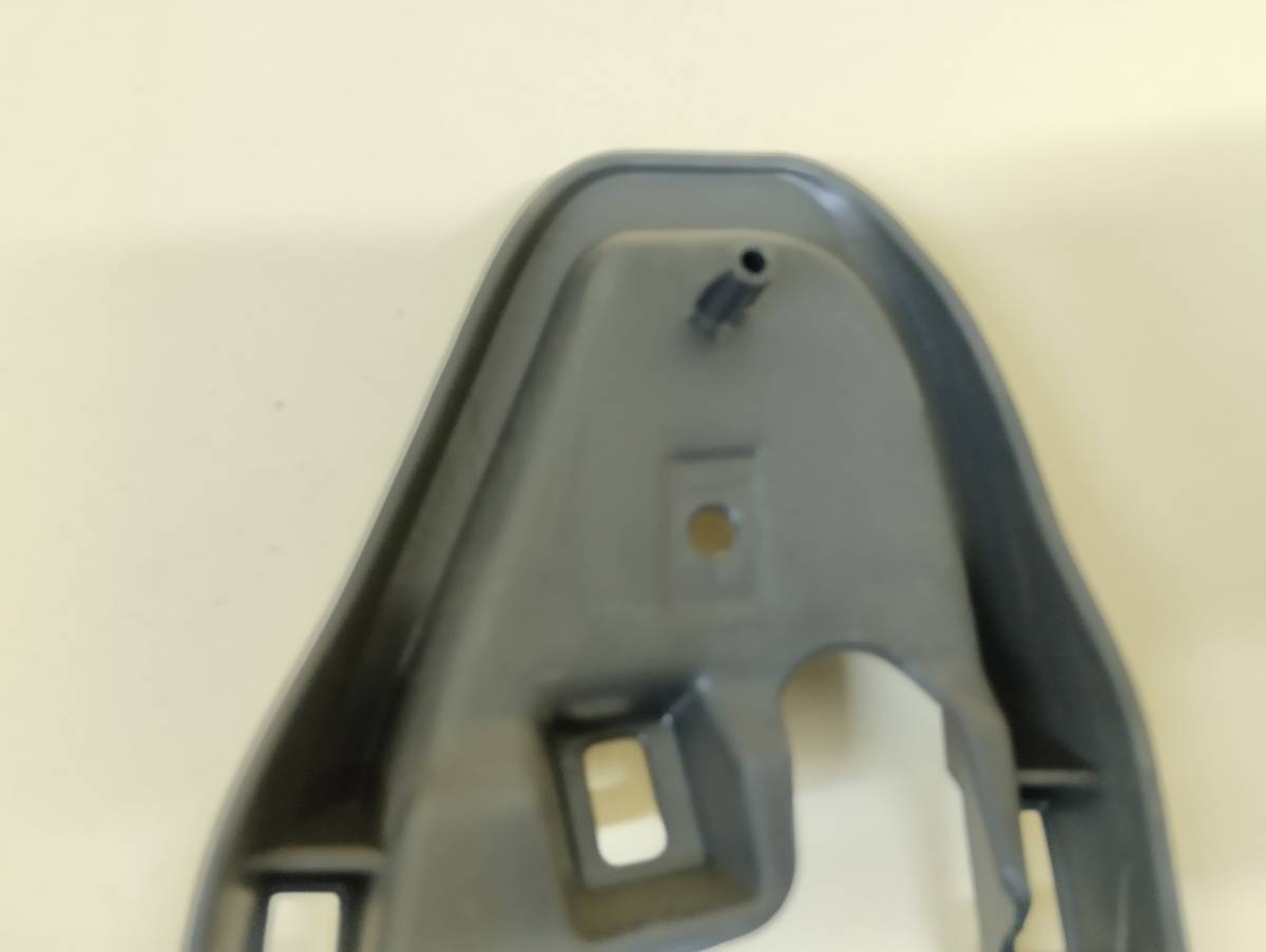 Обшивка стойки Renault Sandero 2009-2014
