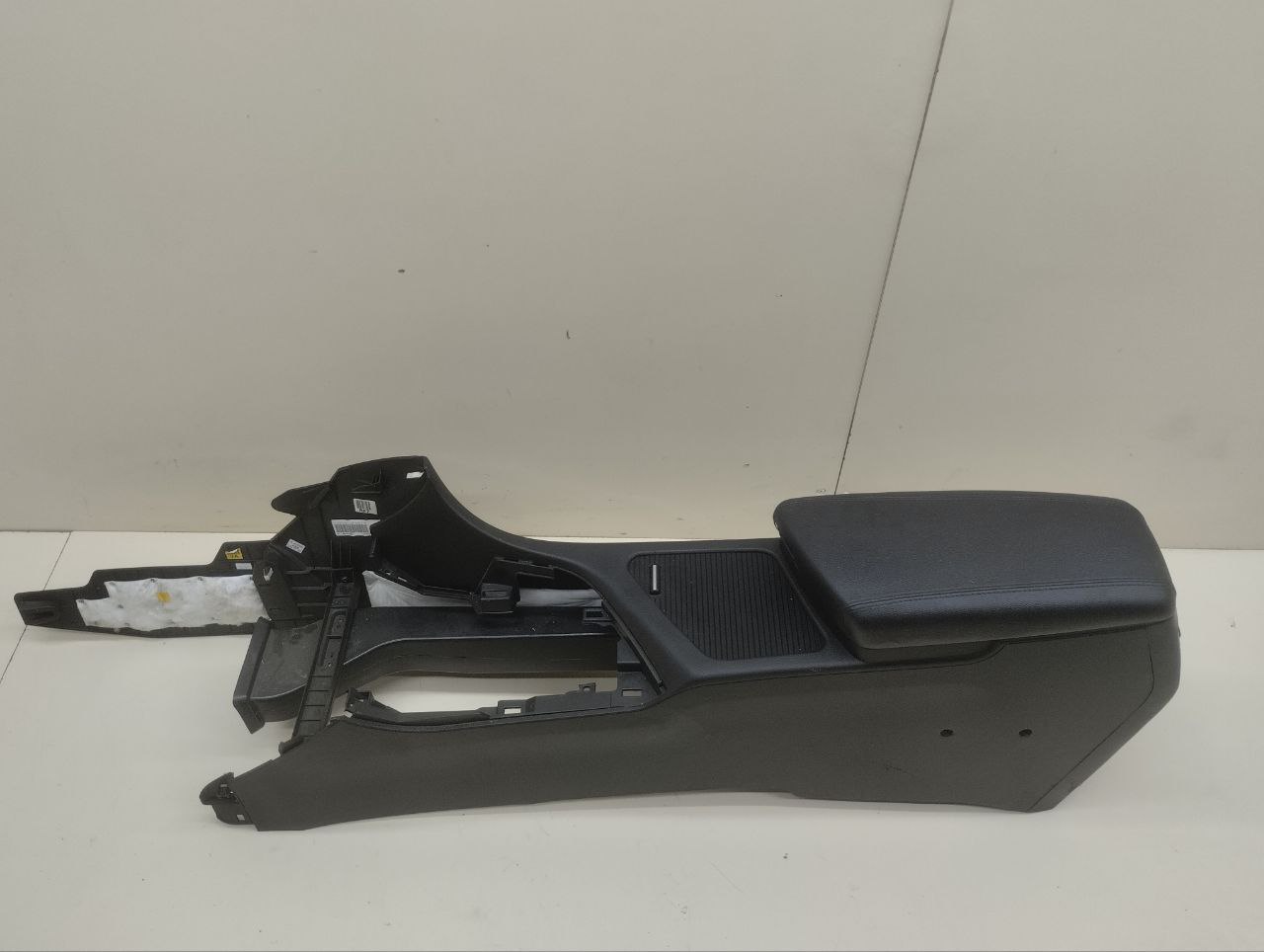 Консоль центральная Kia Optima 3 (TF) 2010-2015 Консоль центральная Kia Optima 3 (TF) 2010-2015