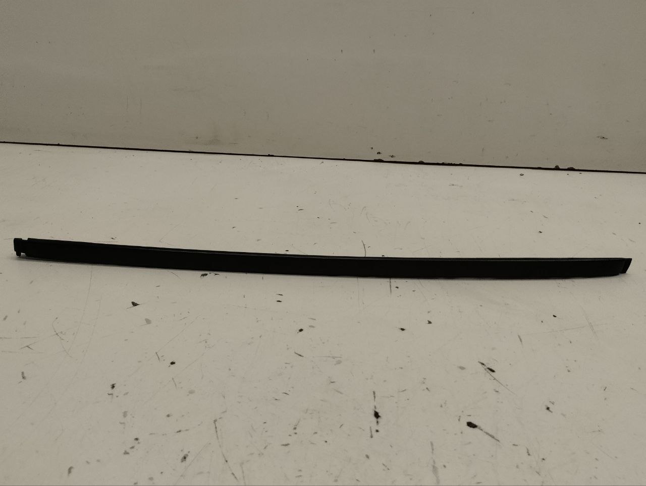Молдинг лобового стекла Toyota Land Cruiser Prado (J150) 2009-2022