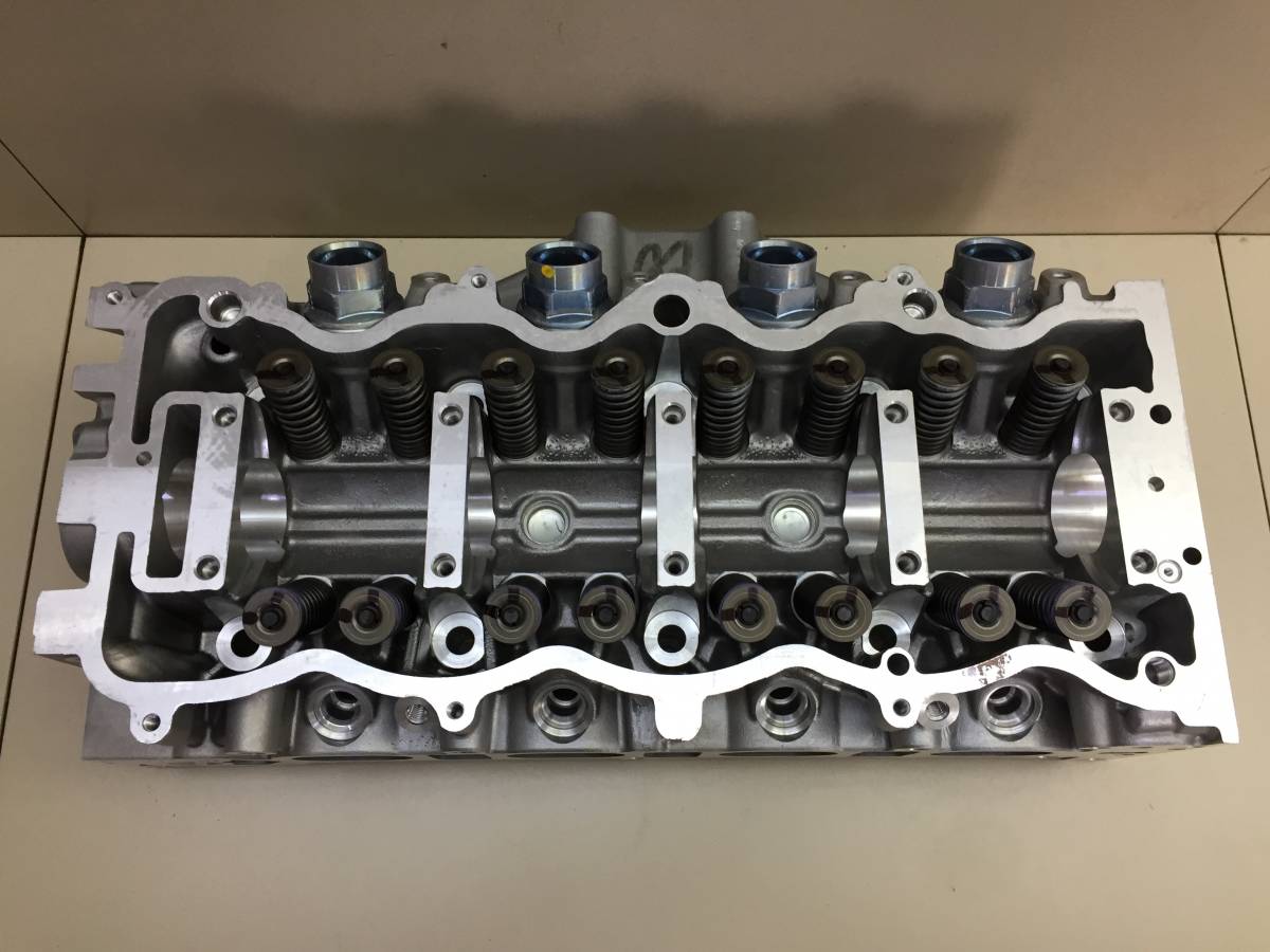 Головка блока цилиндров Honda Civic 4D 2006-2012