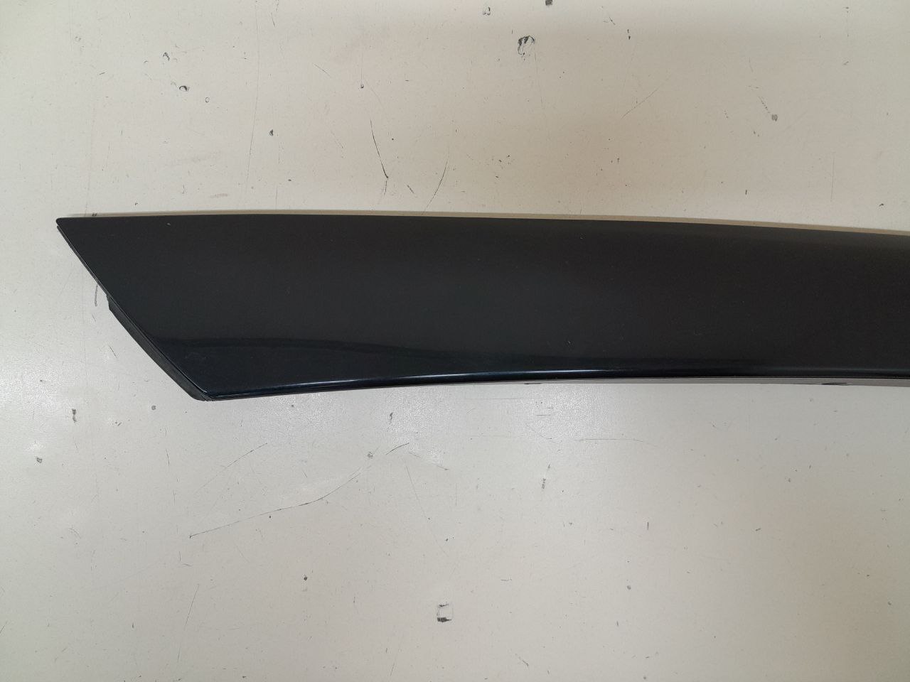 Накладка лобового стекла Skoda Fabia (5J) 2007-2014 Накладка лобового стекла Skoda Fabia (5J) 2007-2014