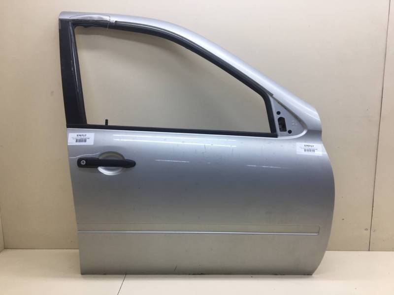 Дверь передняя правая Lada Granta 2011>