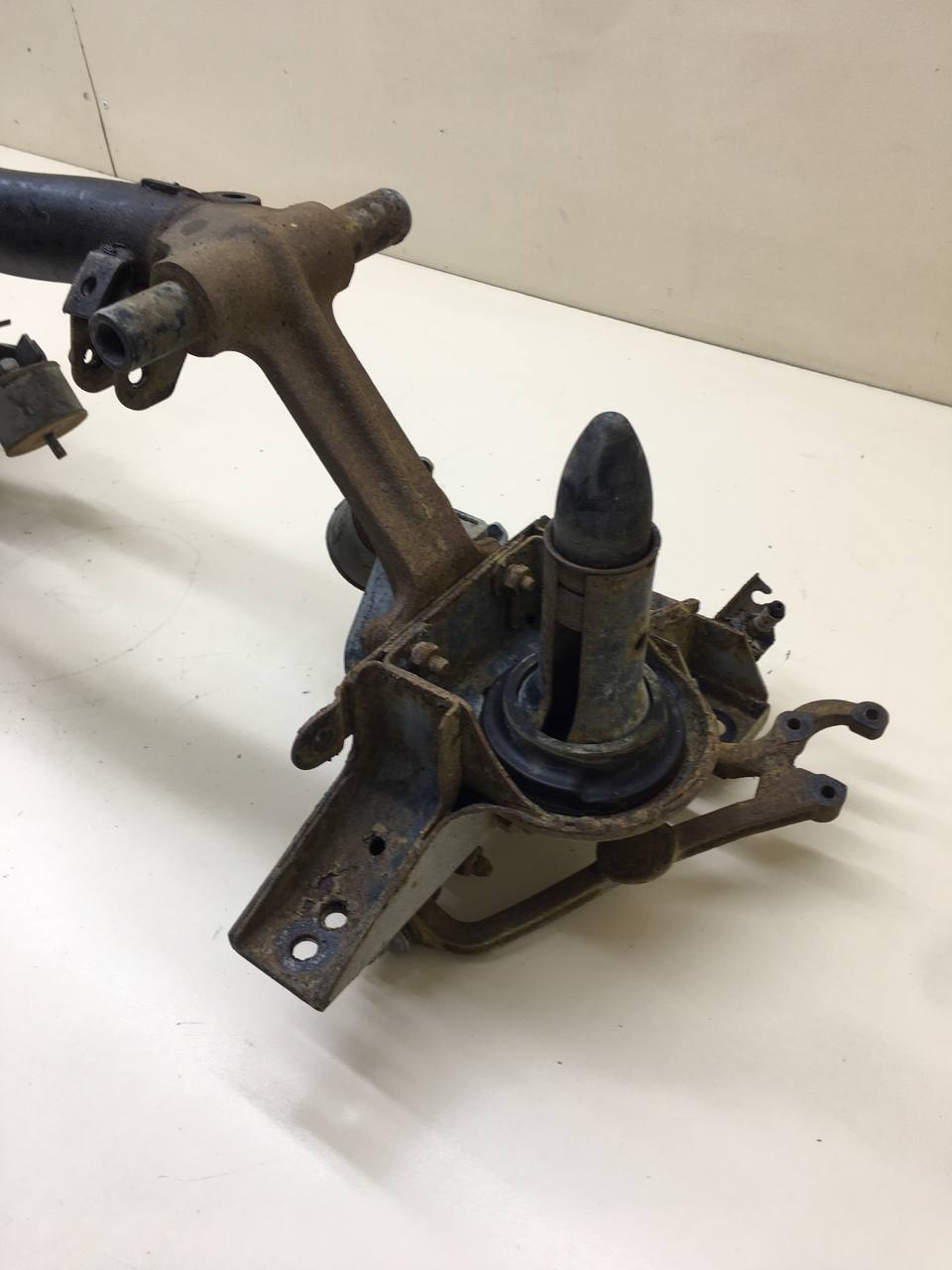 Балка подмоторная Lada  Niva Travel 2020>