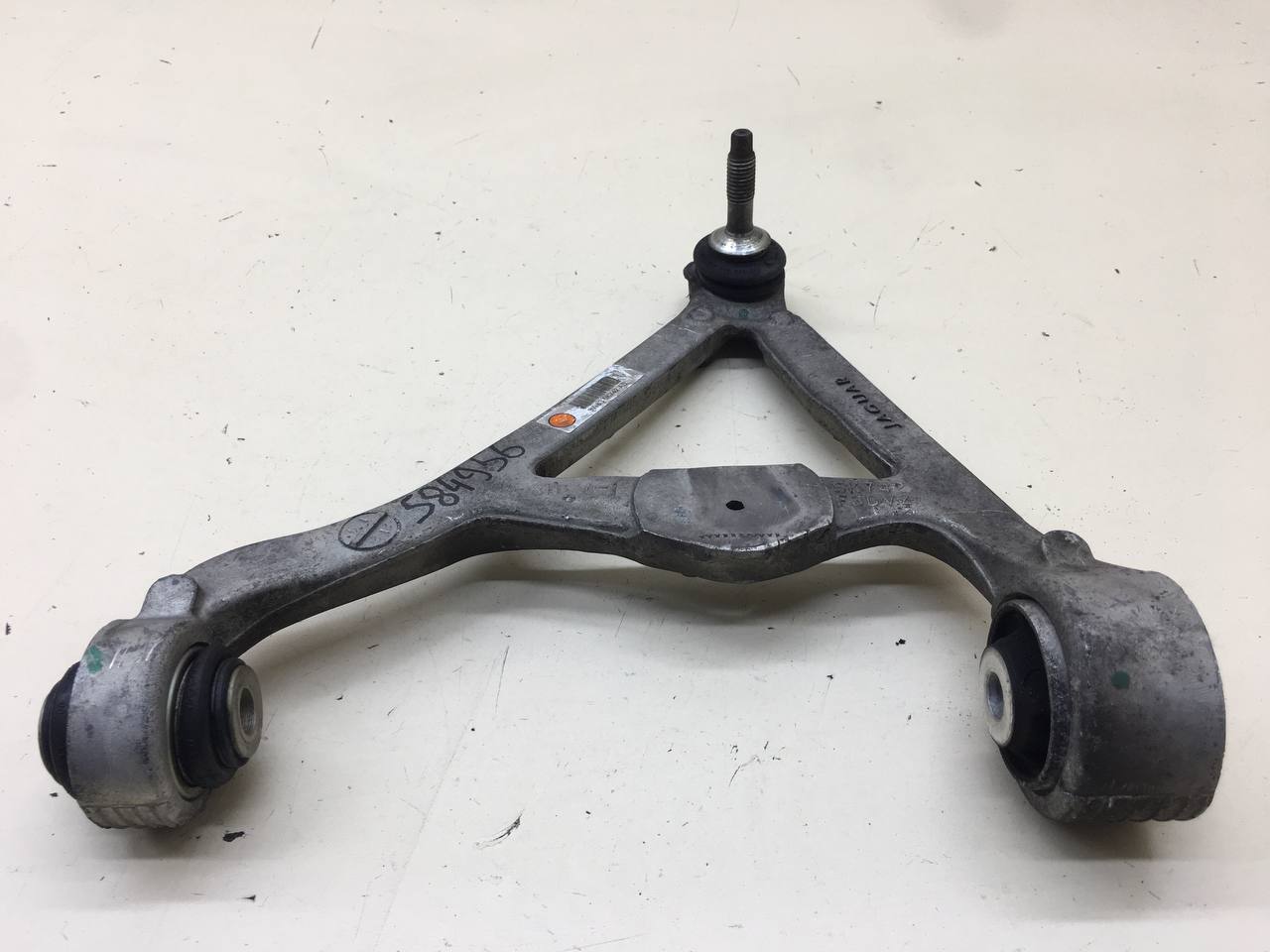 Рычаг задний верхний правый Jaguar XF 2007-2015