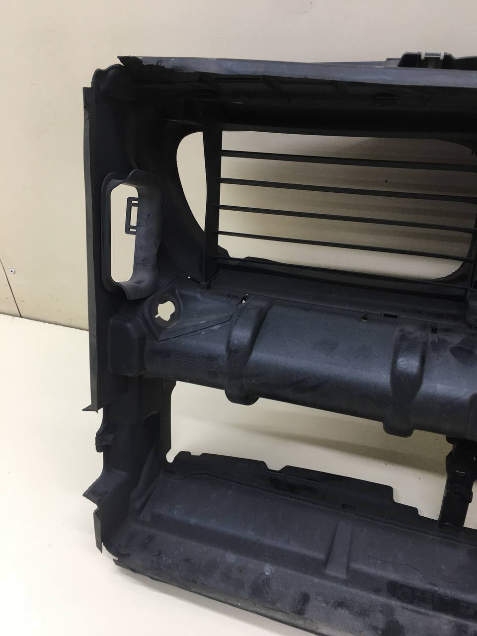 Воздуховод радиатора BMW 5-series F10/F11 2009-2016