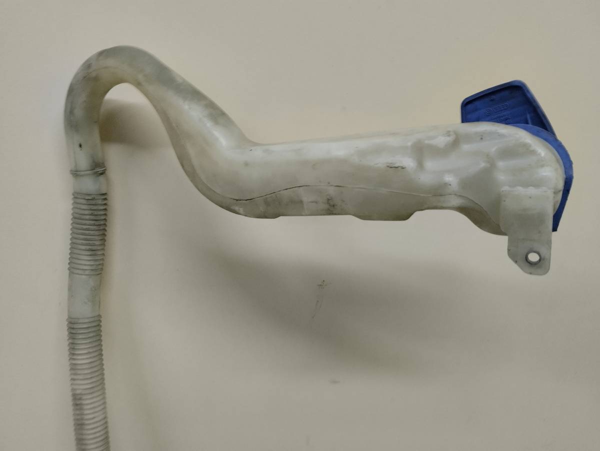 Бачок омывателя Audi Q7 (4L) 2005-2015