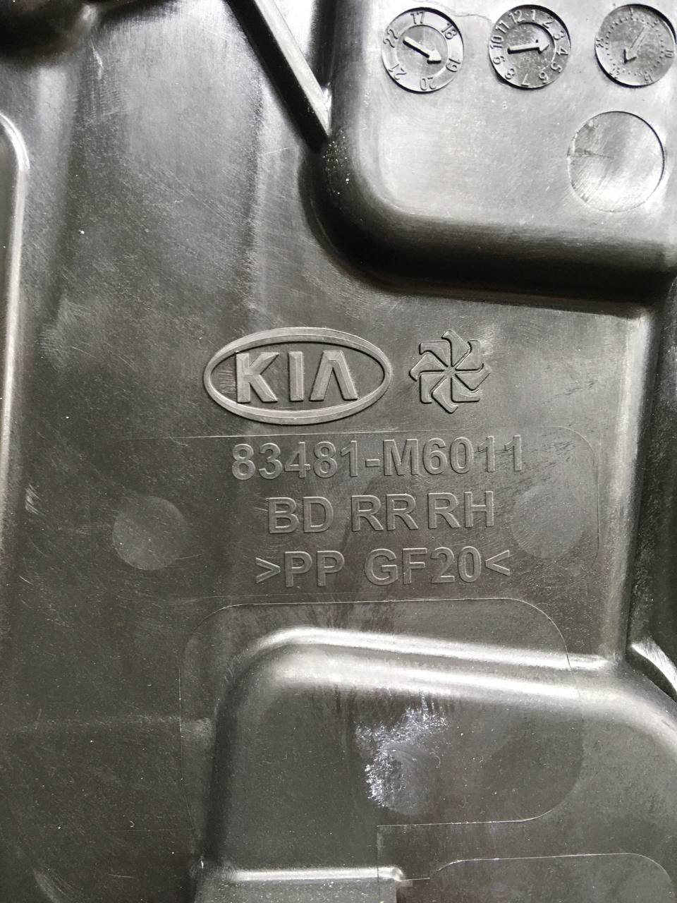 Стеклоподъемник электр. задний правый Kia Cerato (BD) 2018-2022 Стеклоподъемник электр. задний правый Kia Cerato (BD) 2018-2022