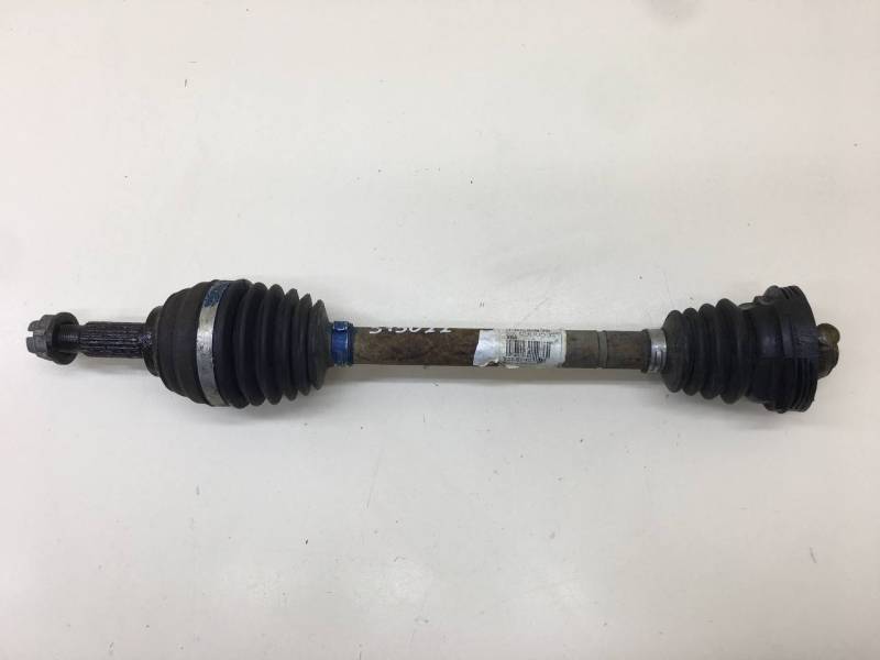 Полуось передняя левая Renault Megane (2) 2002-2009 Полуось передняя левая Renault Megane (2) 2002-2009