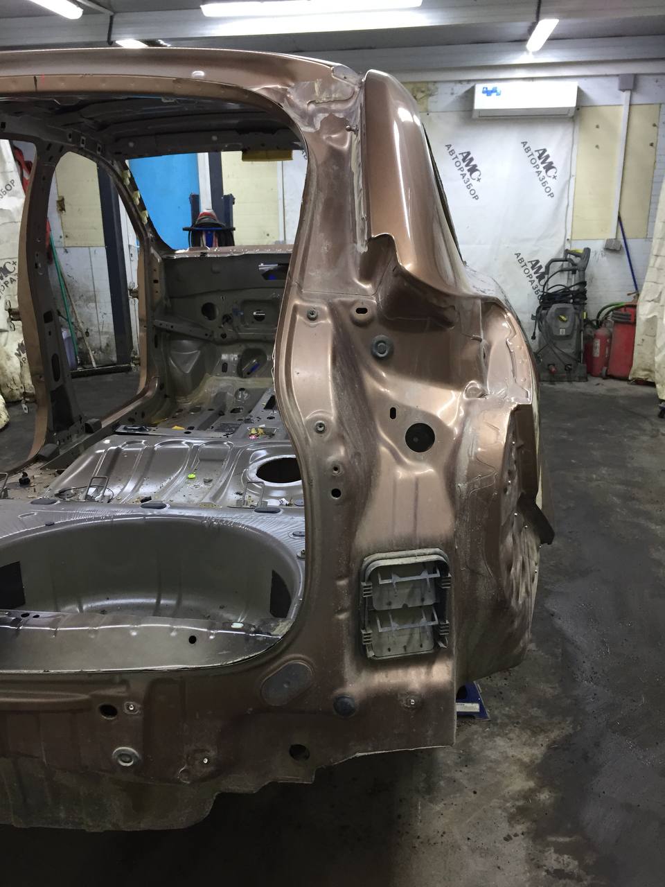 Крыло заднее правое Lada X-RAY 2016>