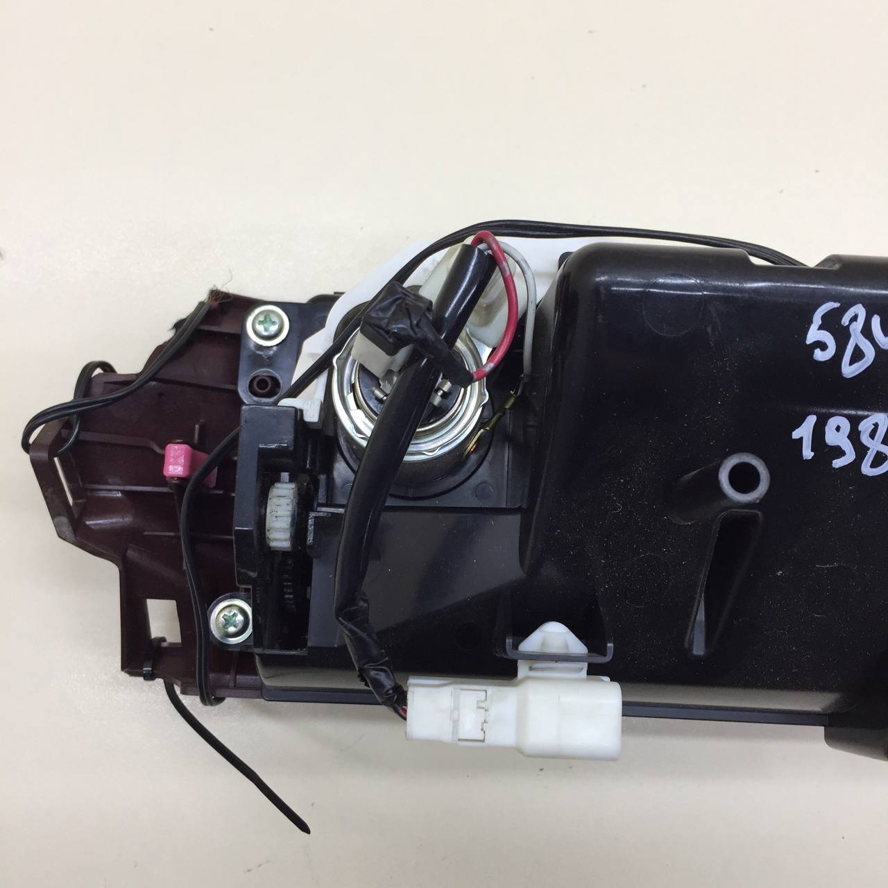 Пепельница передняя Lexus LS460 (XF40) 2006-2017