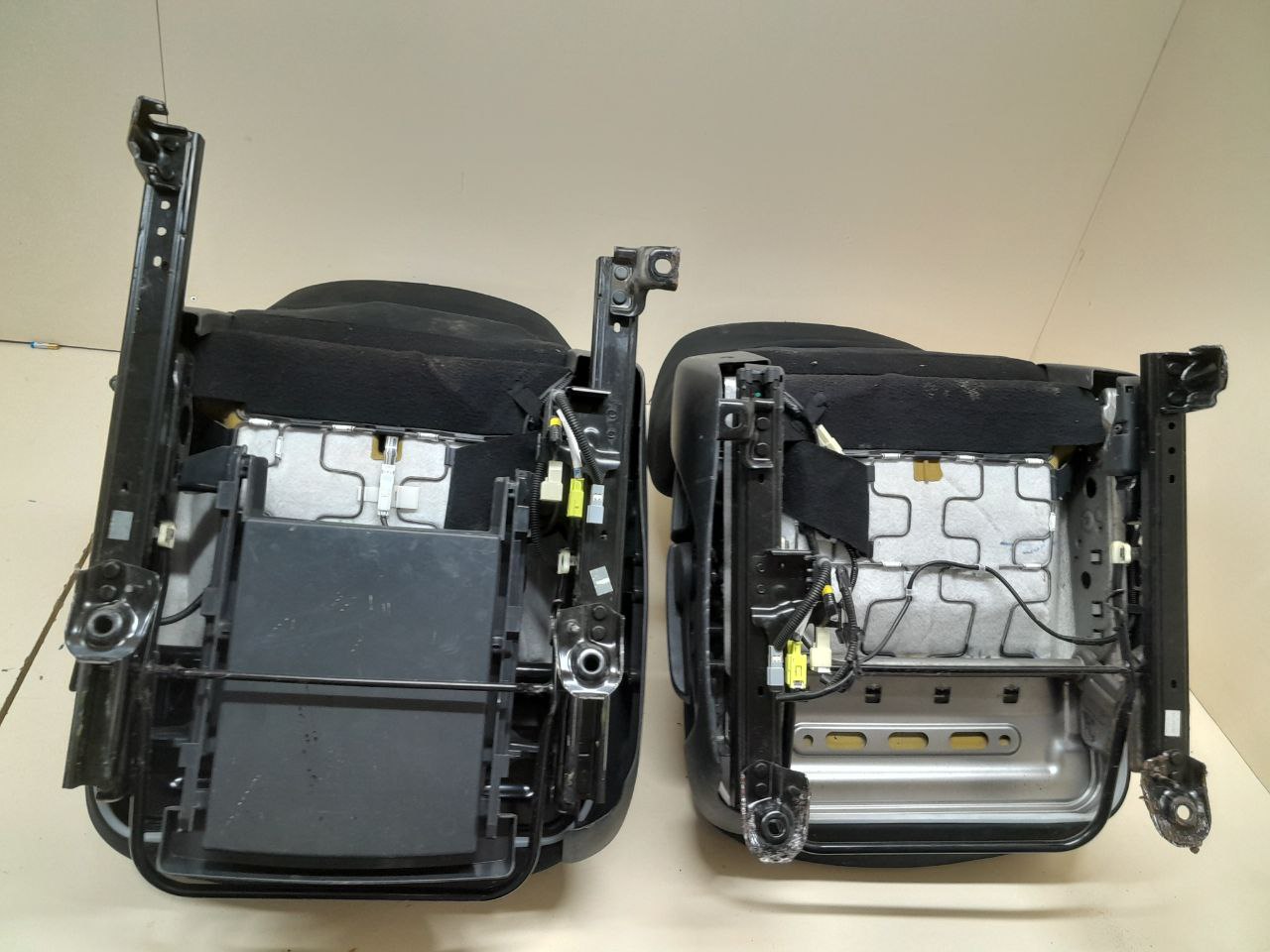 Сиденье (комплект) Toyota Auris (E150) 2006-2012