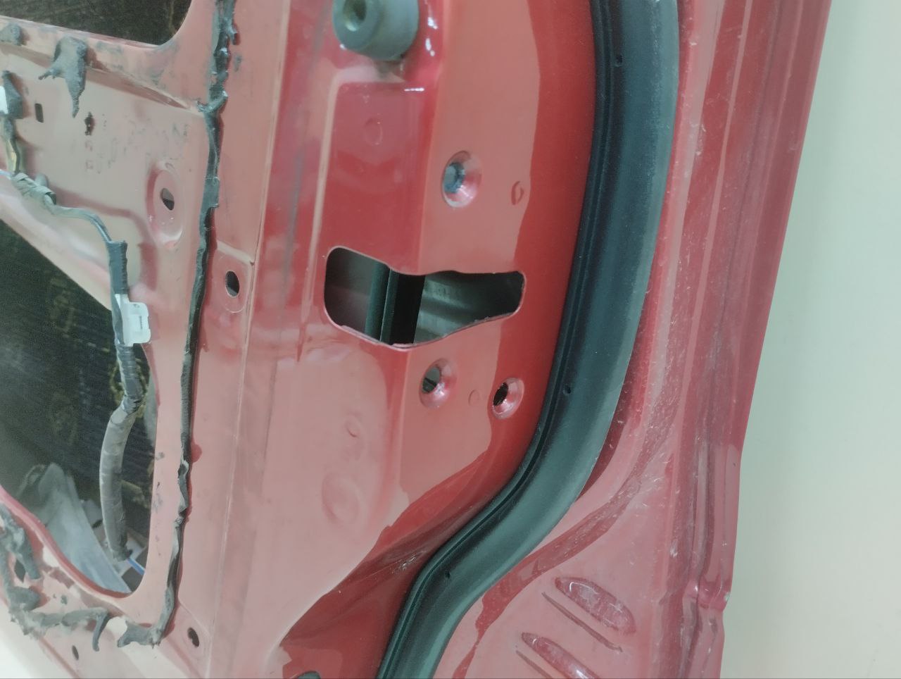 Дверь передняя правая Mitsubishi Lancer 9 (CS/Classic) 2000-2011 Дверь передняя правая Mitsubishi Lancer 9 (CS/Classic) 2000-2011