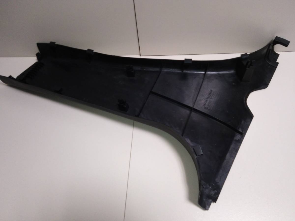 Обшивка стойки Mazda CX-7 (ER) 2006-2012