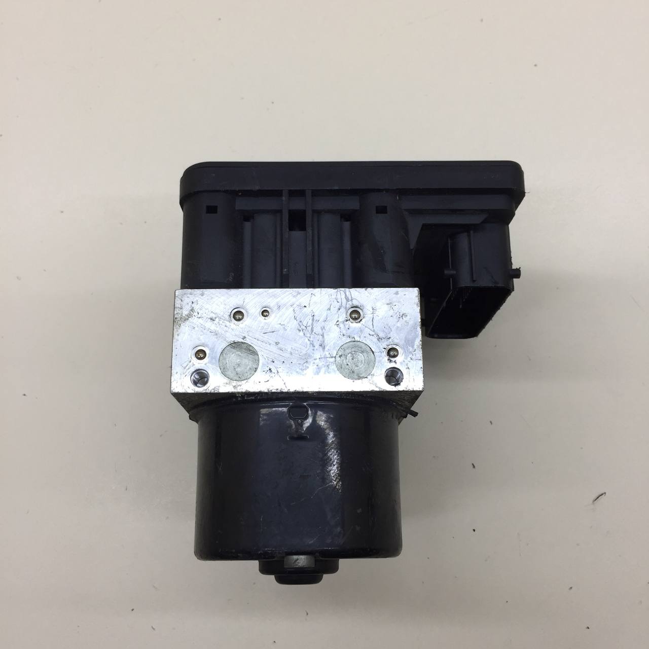 Блок ABS (насос) Chevrolet Cruze (J300) 2009-2016
