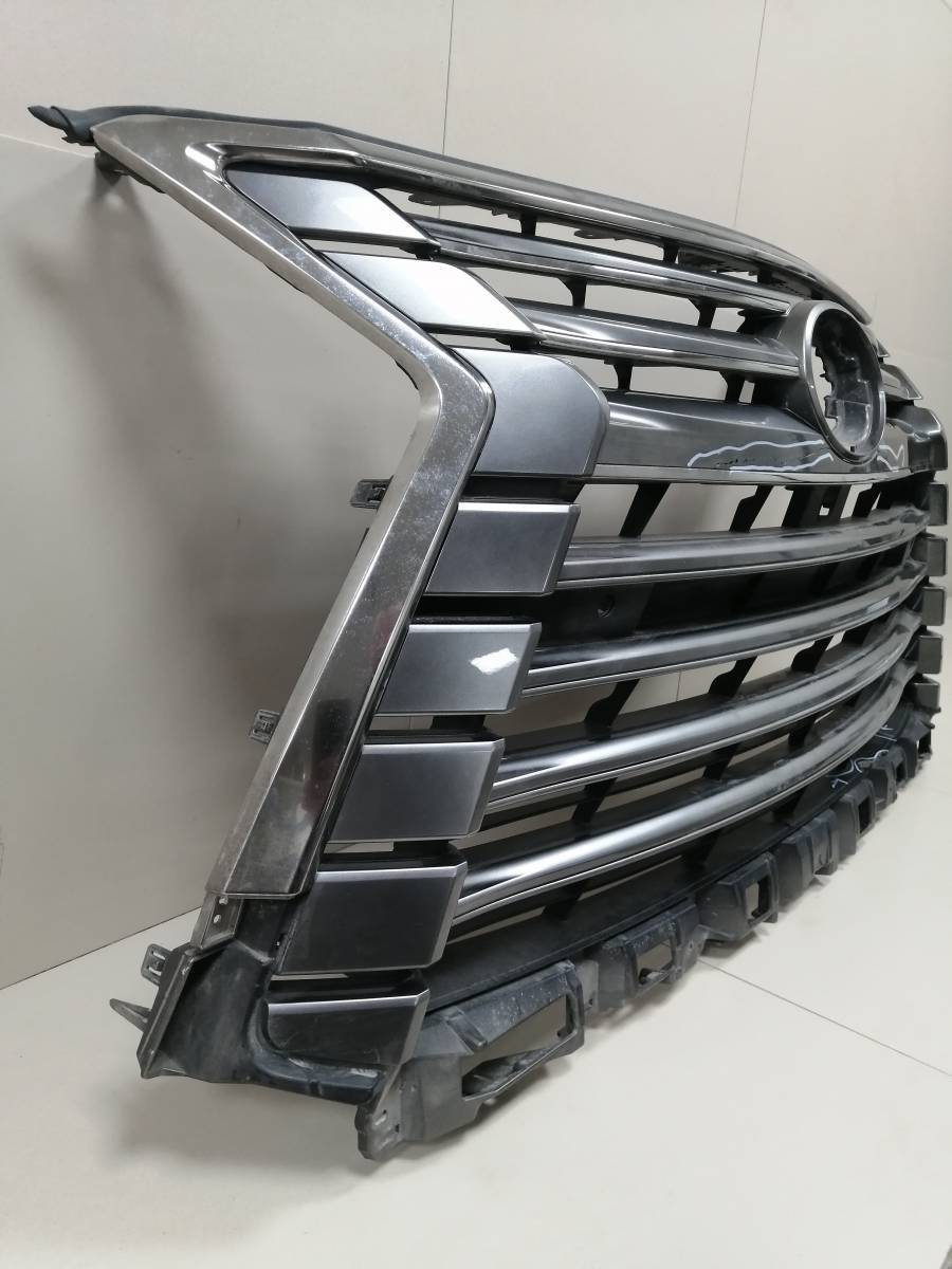Решетка радиатора Lexus LX450D/570 2015>