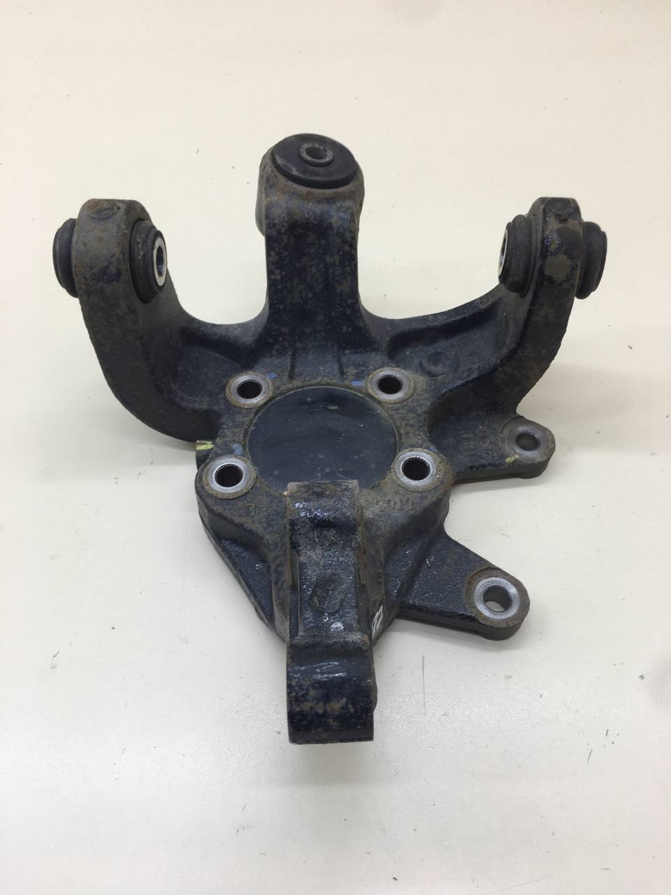 Кулак поворотный задний левый Changan UNI-K 2020>