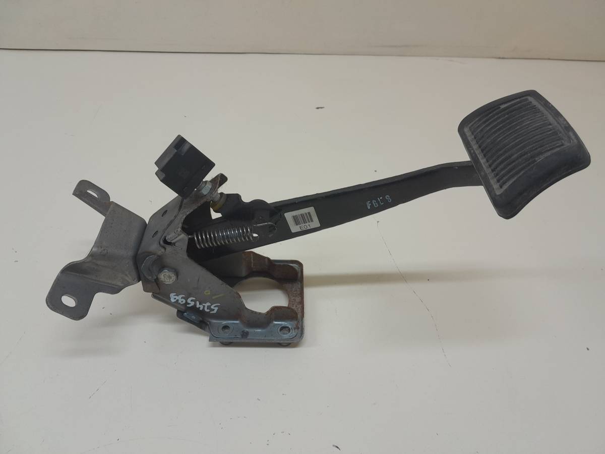 Педаль тормоза Hyundai ix55 2007-2013