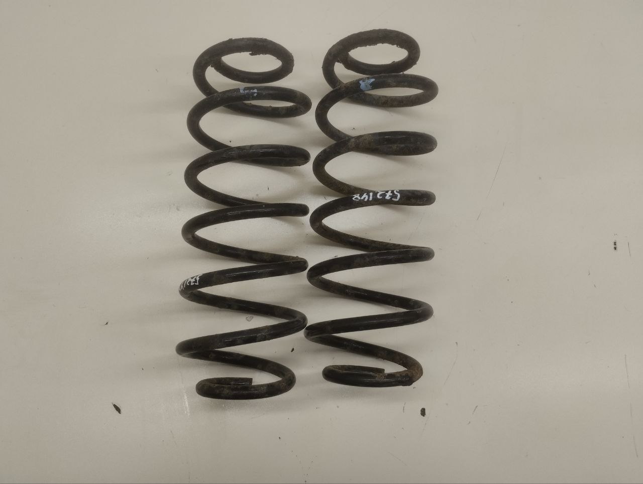 Пружина задняя Toyota Auris (E150) 2006-2012 Пружина задняя Toyota Auris (E150) 2006-2012