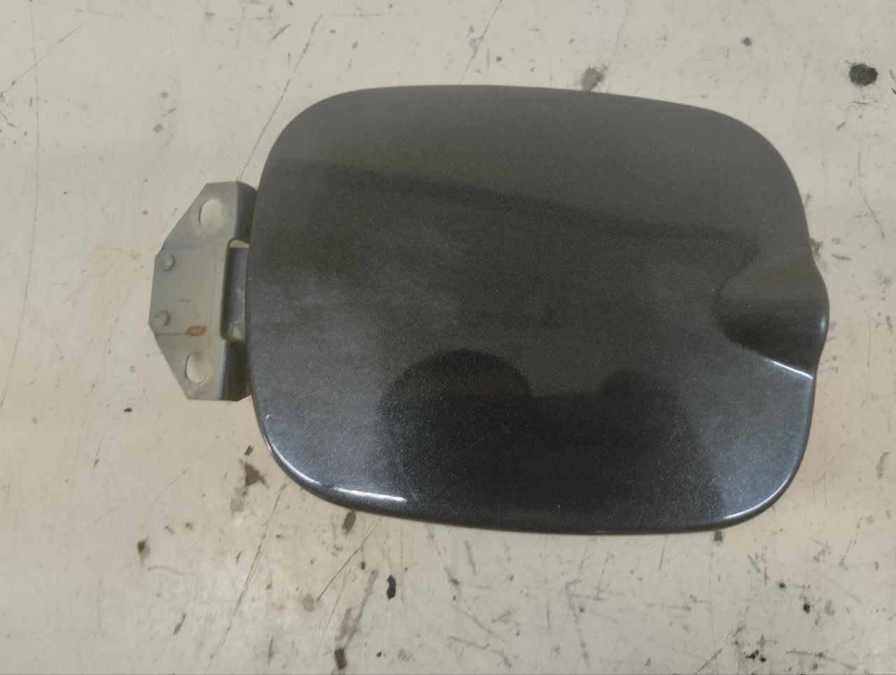 Лючок бензобака Chevrolet Niva 2009-2020