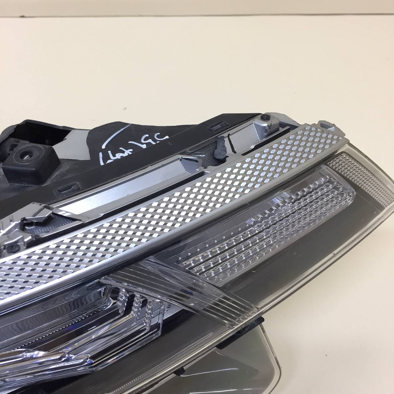 Фара правая Kia Seltos 2019>