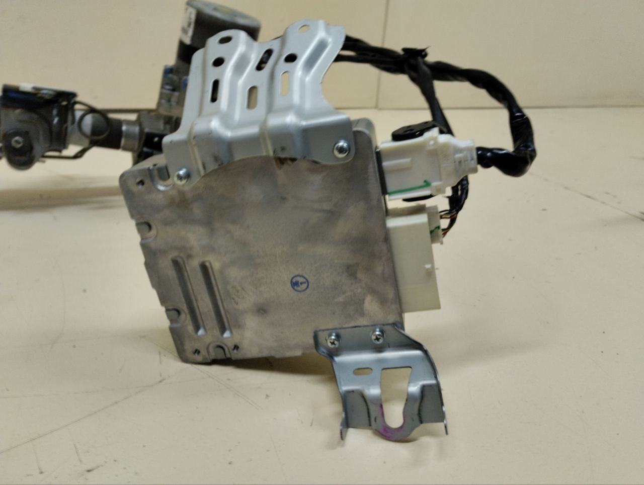 Колонка рулевая Toyota Auris (E150) 2006-2012 Колонка рулевая Toyota Auris (E150) 2006-2012