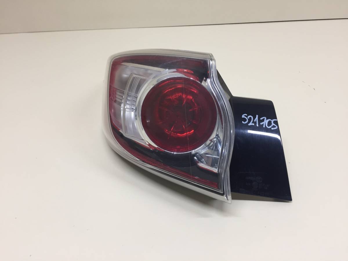 Фонарь задний наружный левый Mazda Mazda 3 (BL) 2009-2013