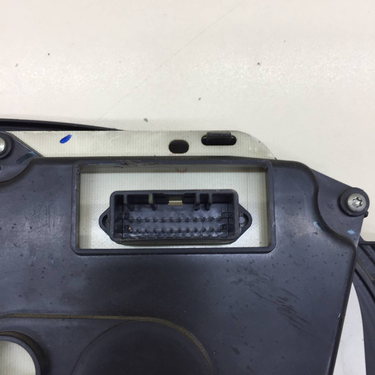 Панель приборов Renault Logan (1) 2005-2014