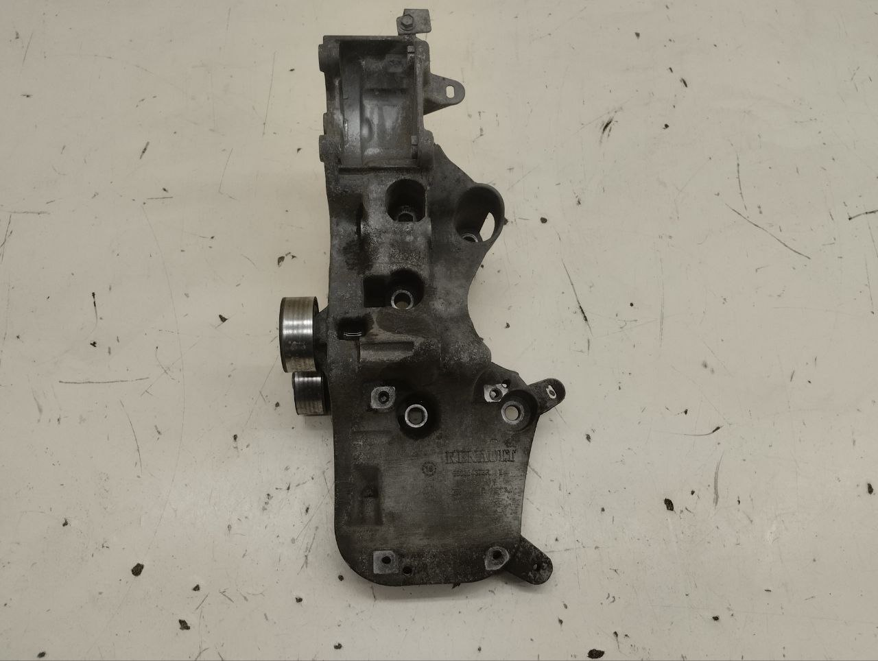 Кронштейн генератора Nissan Almera 3 (G11, G15) 2012> Кронштейн генератора Nissan Almera 3 (G11, G15) 2012>