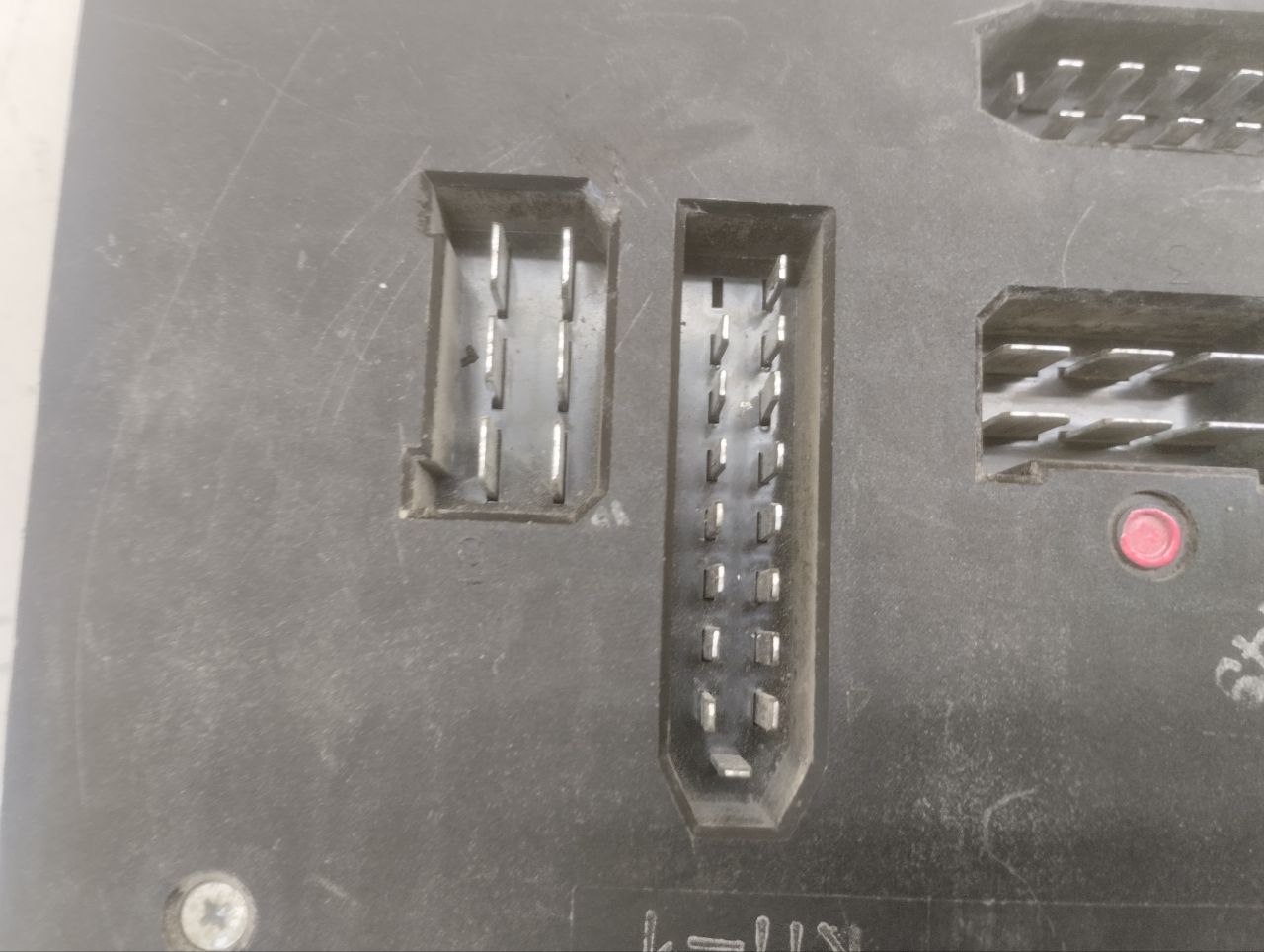 Блок предохранителей Chevrolet Niva 2009-2020