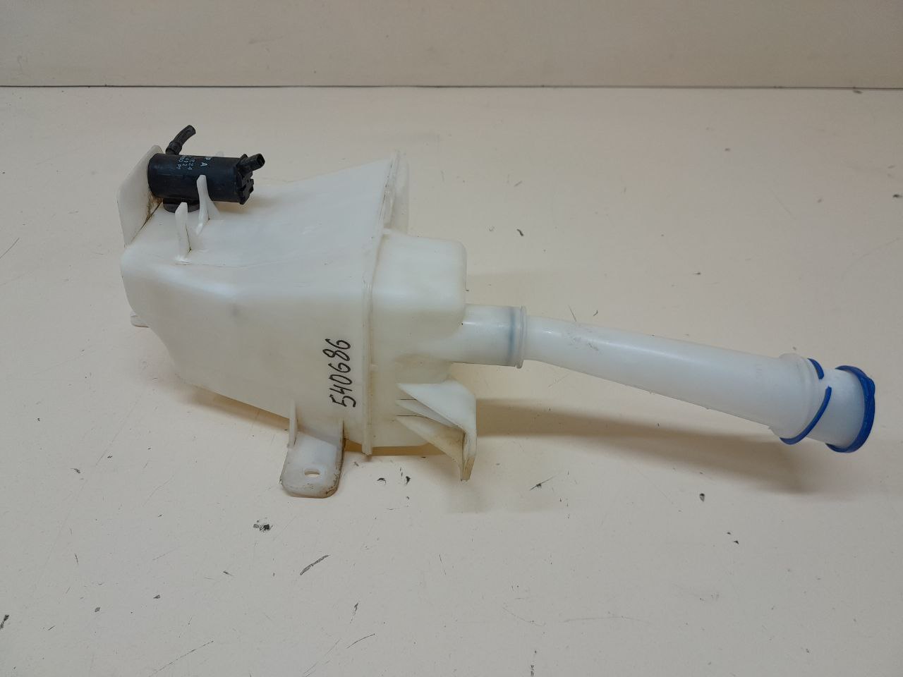 Бачок омывателя Chevrolet Aveo T250 2005-2011 Бачок омывателя Chevrolet Aveo T250 2005-2011