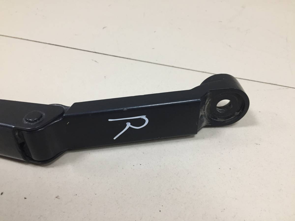 Поводок стеклоочистителя передний правый Daewoo Gentra 2013-2015