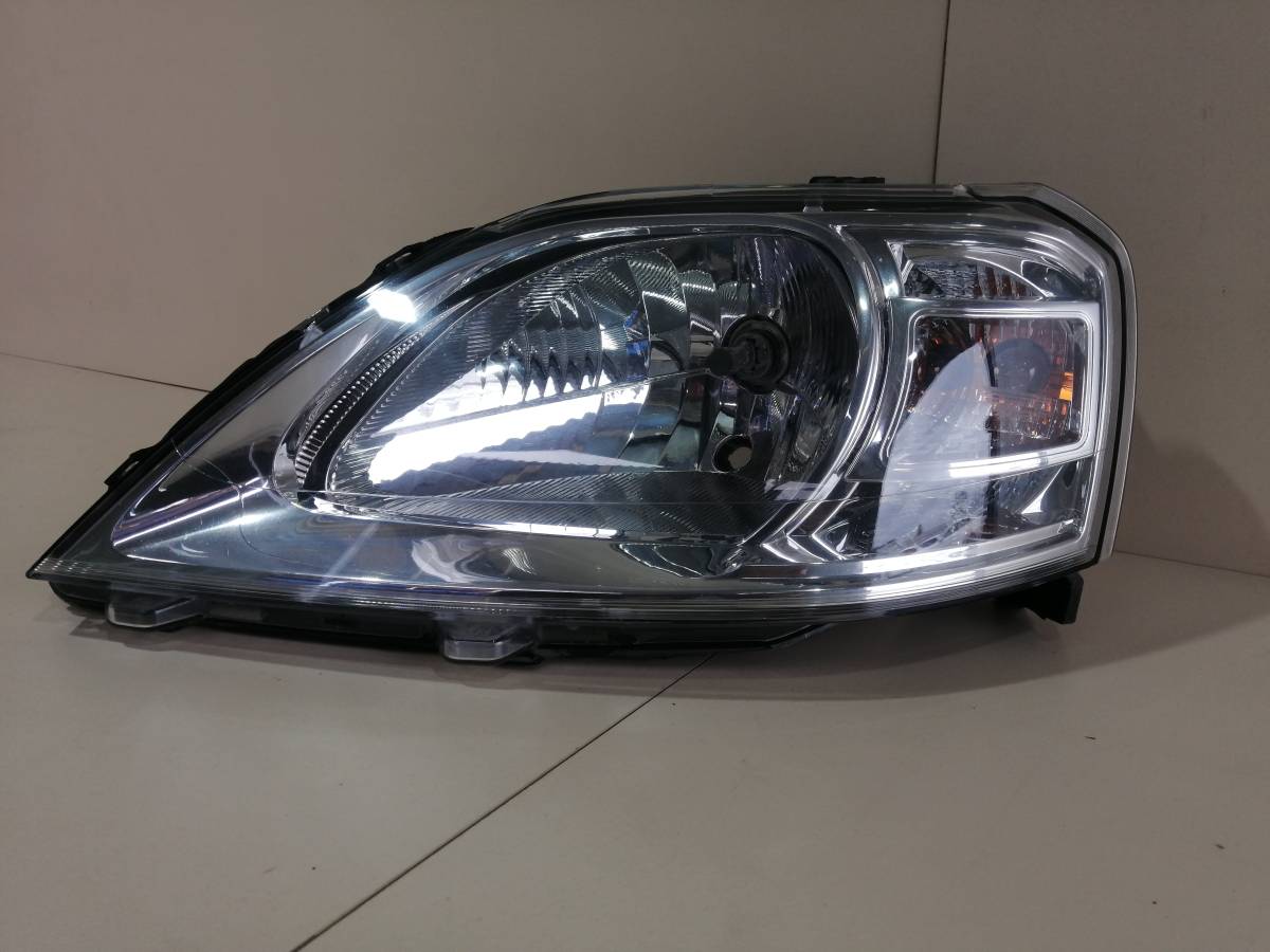 Фара левая Lada Largus 2012>