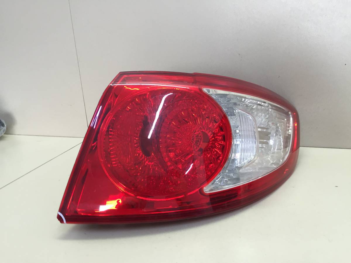 Фонарь задний наружный правый Hyundai Santa Fe (CM) 2006-2012