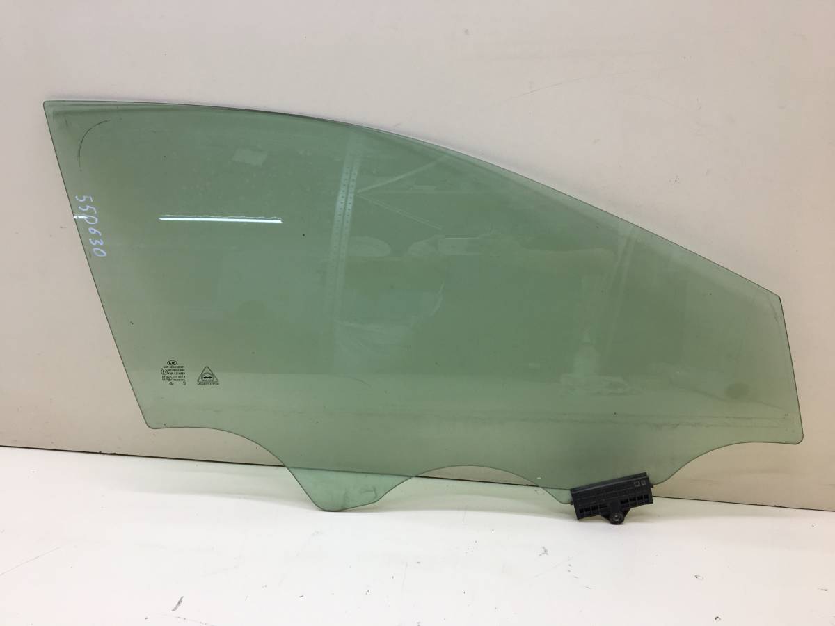 Стекло двери передней правой Kia Cerato (BD) 2018-2022