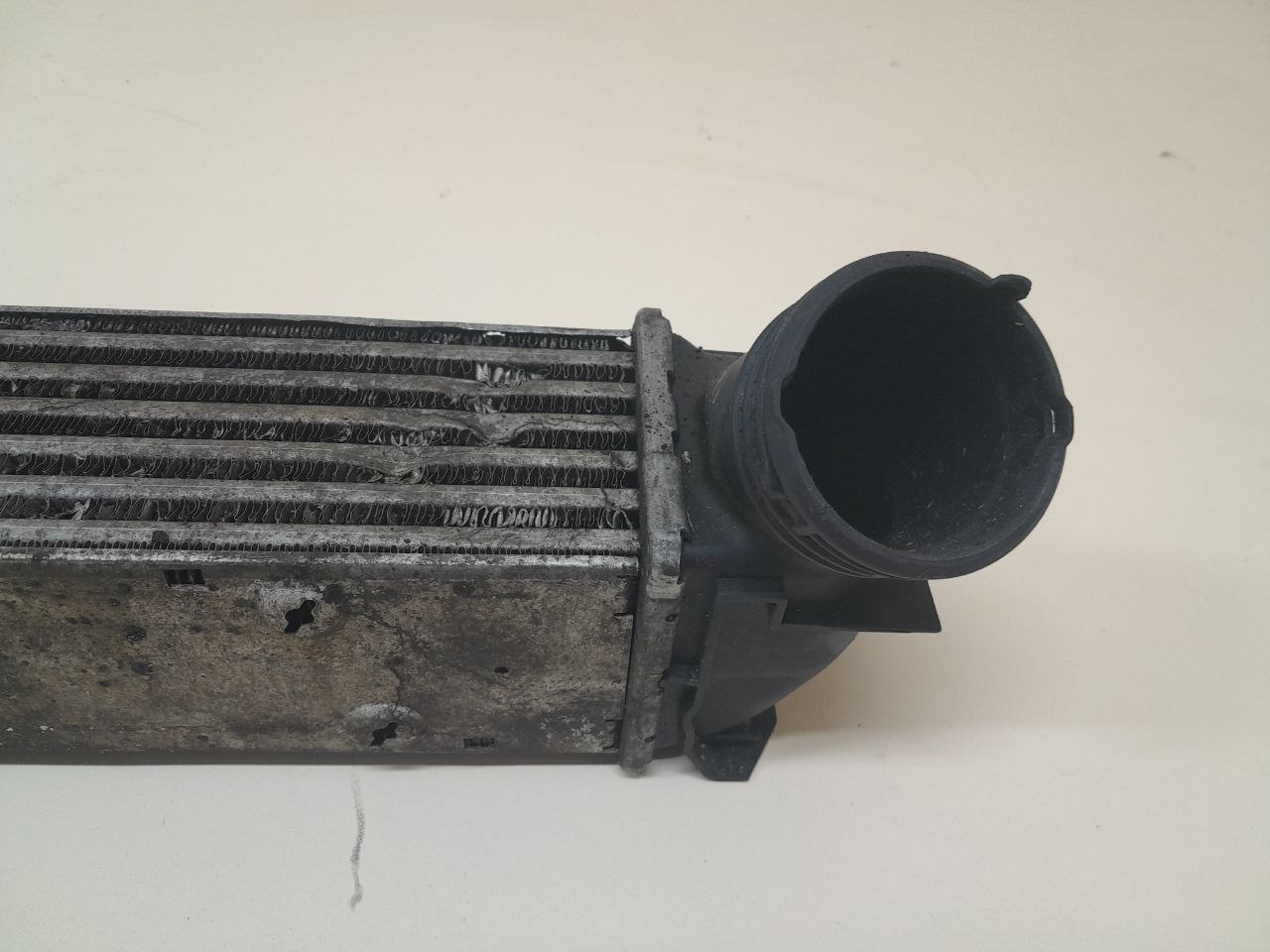 Интеркулер BMW 3-series E90/E91 2005-2011 Интеркулер BMW 3-series E90/E91 2005-2011