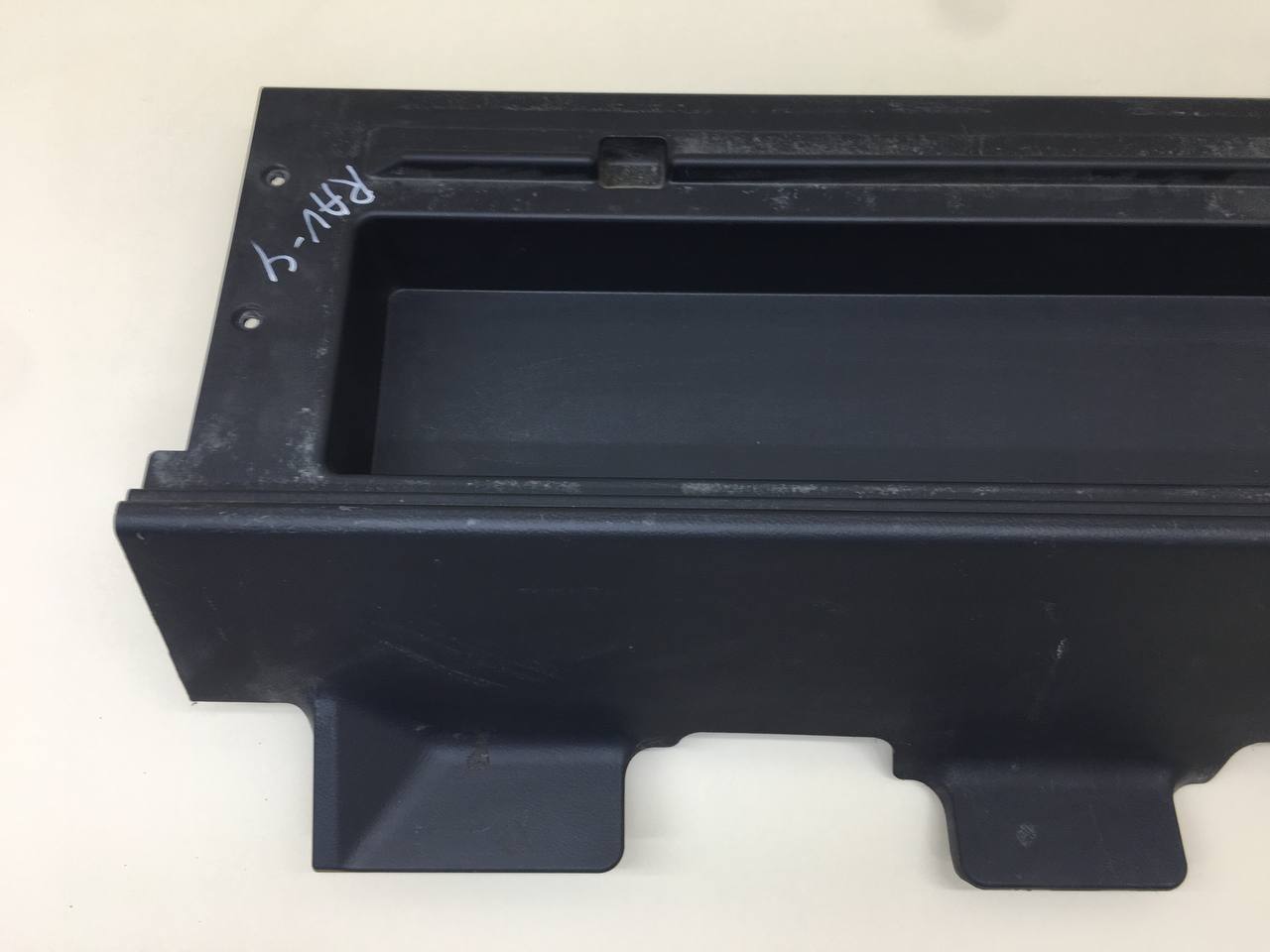 Ящик для инструментов Toyota Rav 4 (A30) 2006-2013