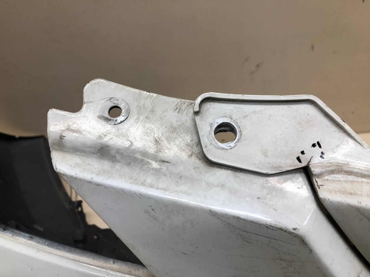 Бампер передний Mazda Mazda 3 (BK) 2002-2009 Бампер передний Mazda Mazda 3 (BK) 2002-2009