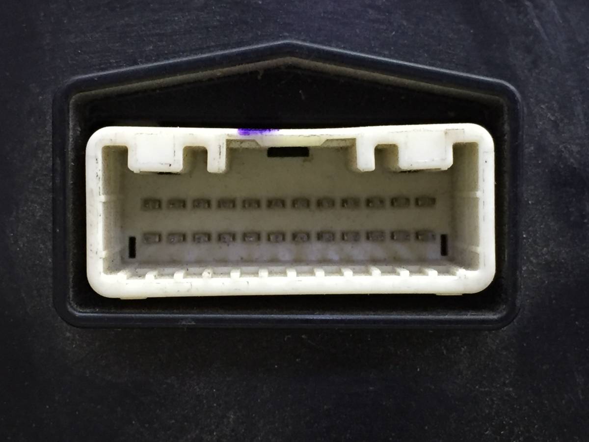 Блок управления климатической установкой Mazda CX-5 (KE) 2011-2017