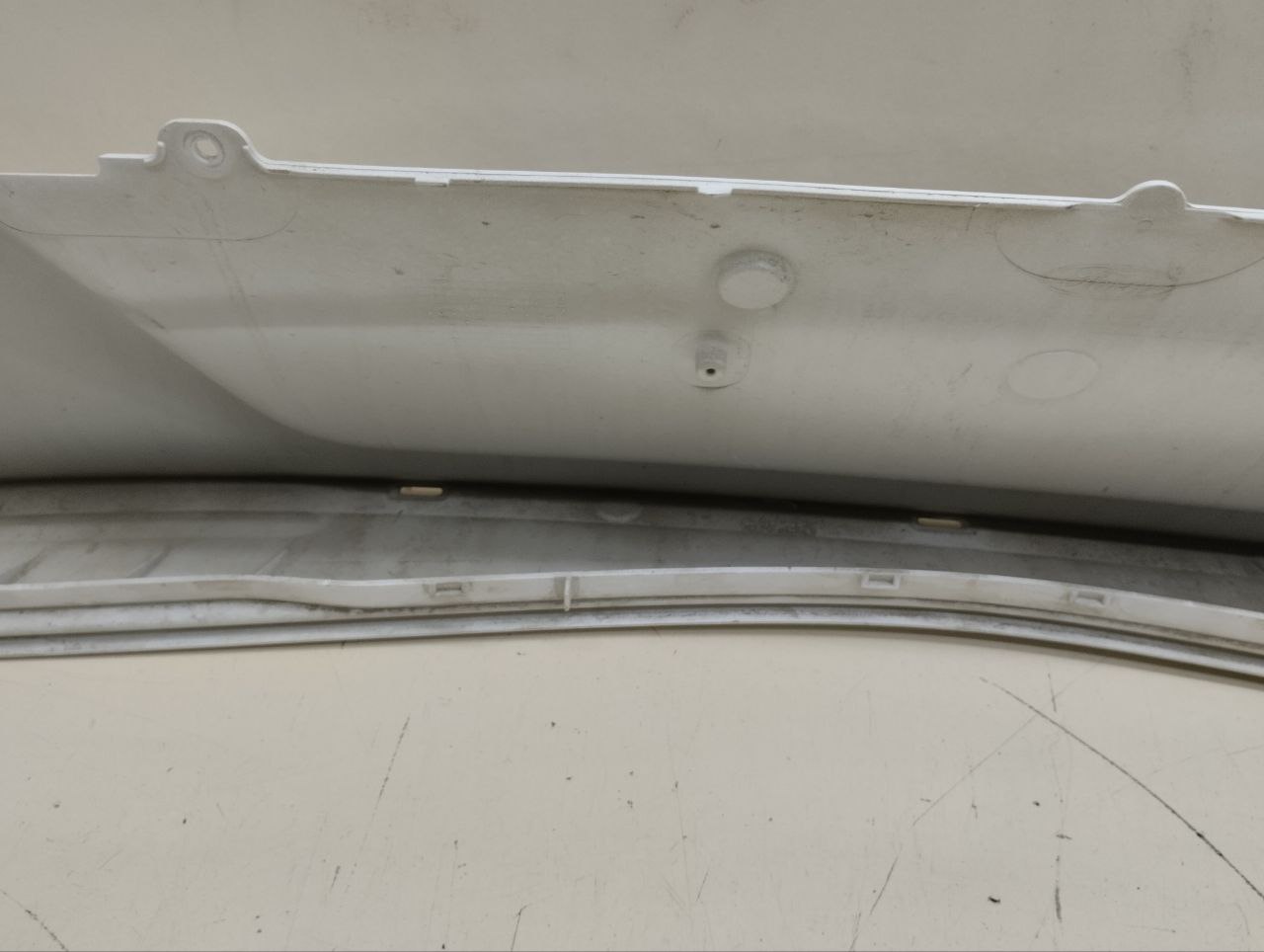 Накладка крышки багажника Ford Mondeo 4 2007-2015 Накладка крышки багажника Ford Mondeo 4 2007-2015