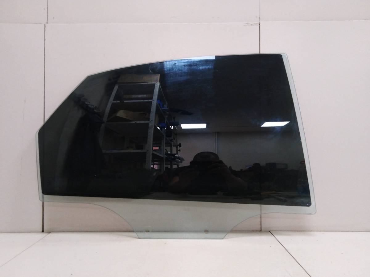 Стекло двери задней правой Chevrolet Lacetti (J200) 2003-2013 Стекло двери задней правой Chevrolet Lacetti (J200) 2003-2013