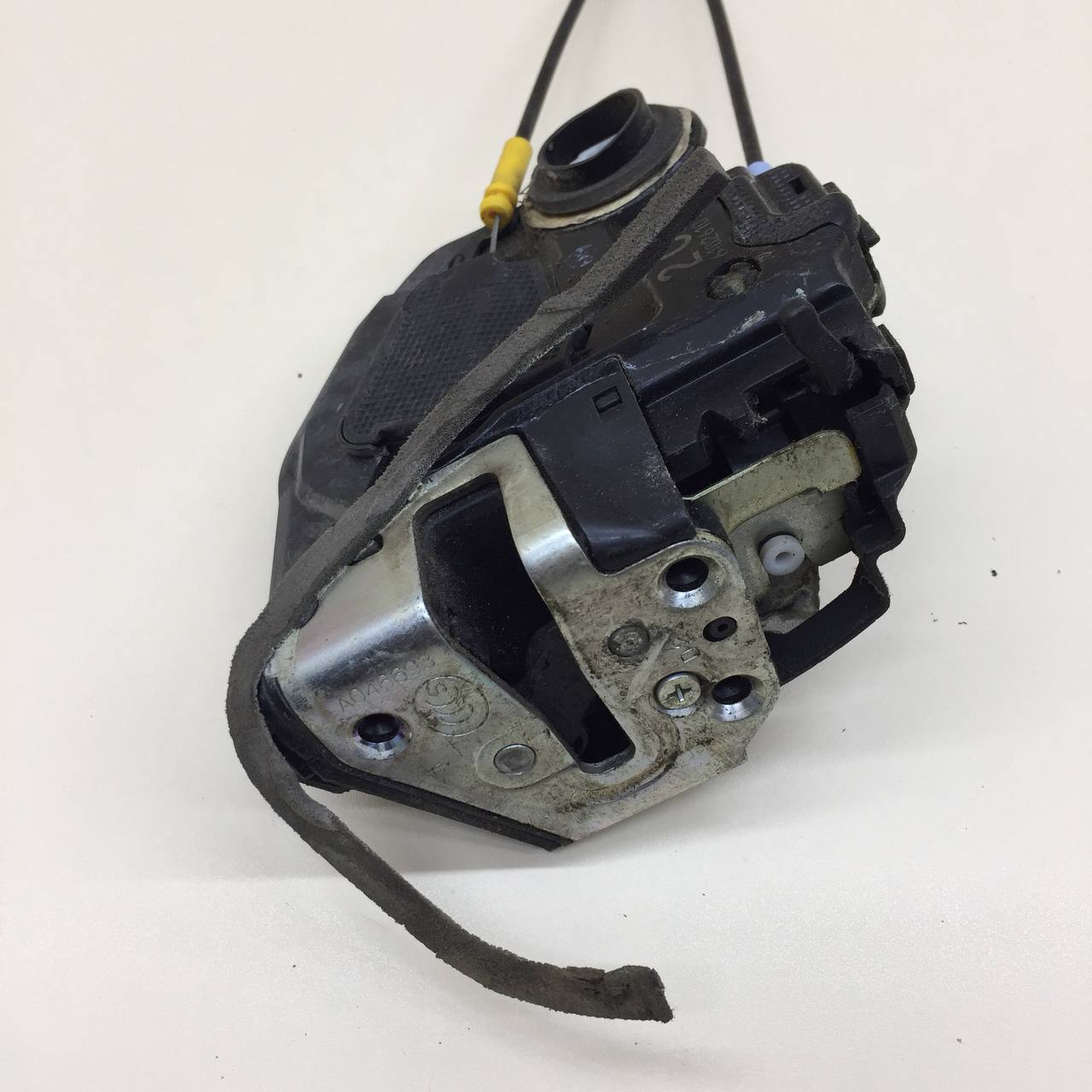 Замок двери задней левой Toyota Auris (E150) 2006-2012