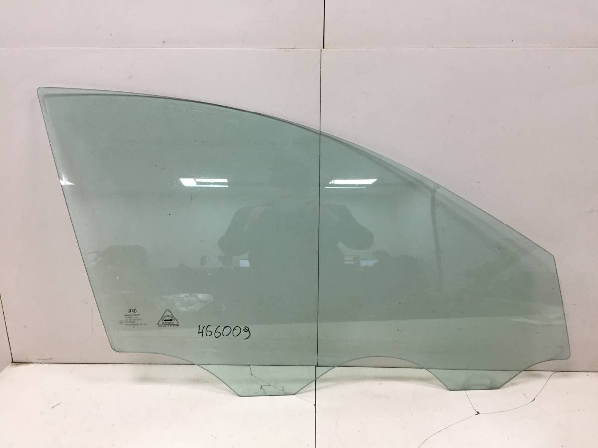 Стекло двери передней правой Kia Ceed (ED) 2007-2012